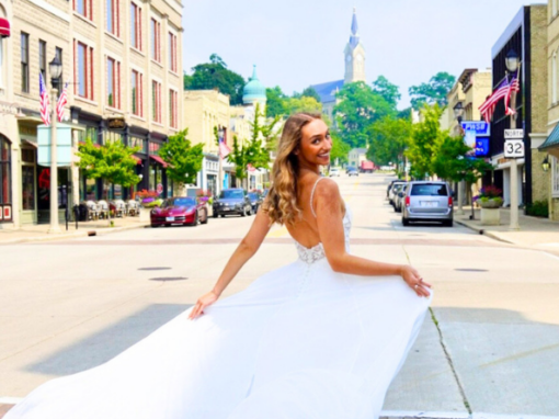 Lake Michigan as Your “Something Blue”: Planning a Port Washington Wedding