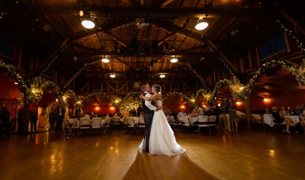 Wedding at Memories Ballroom in Port Washington, WI