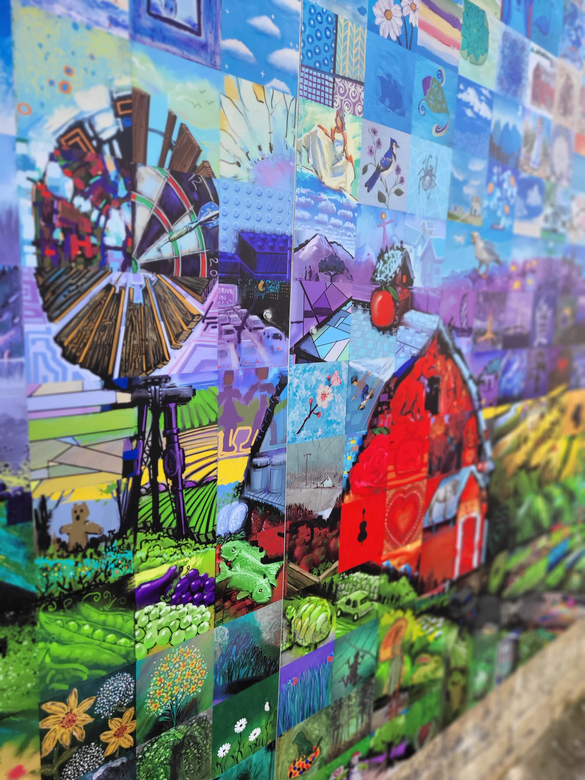 Mural Mosaic detail view 2